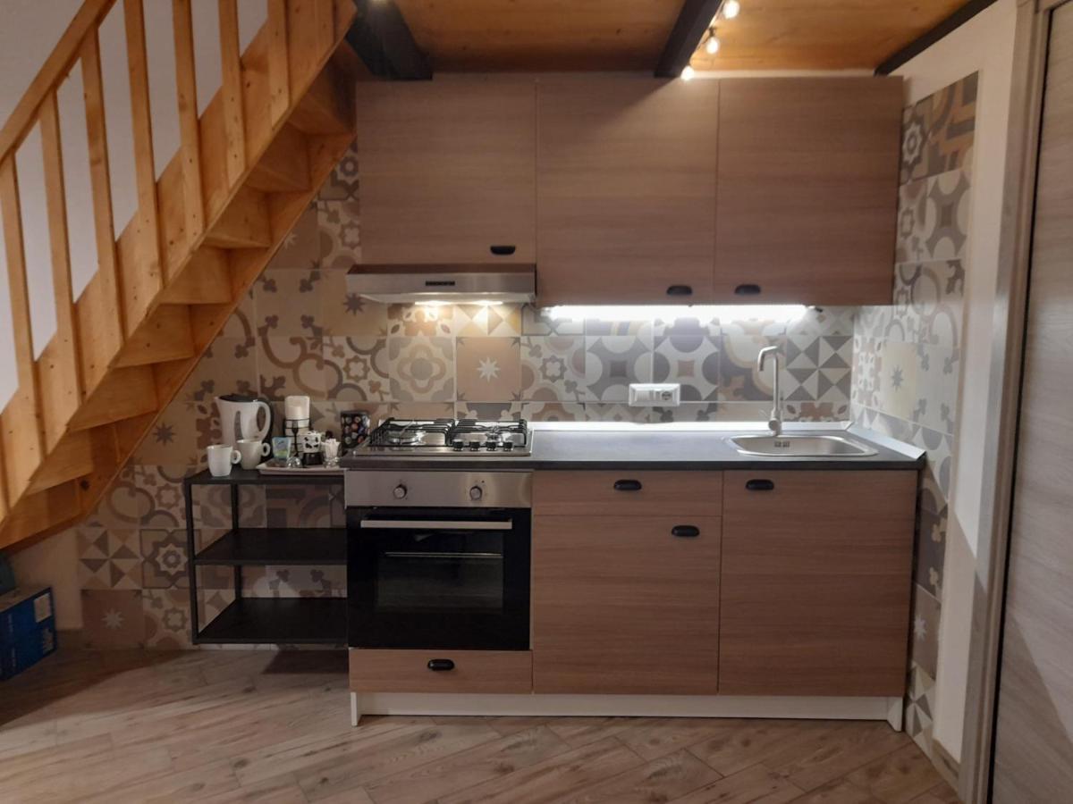 Готель La Casa Di Fofo' Неаполь Екстер'єр фото